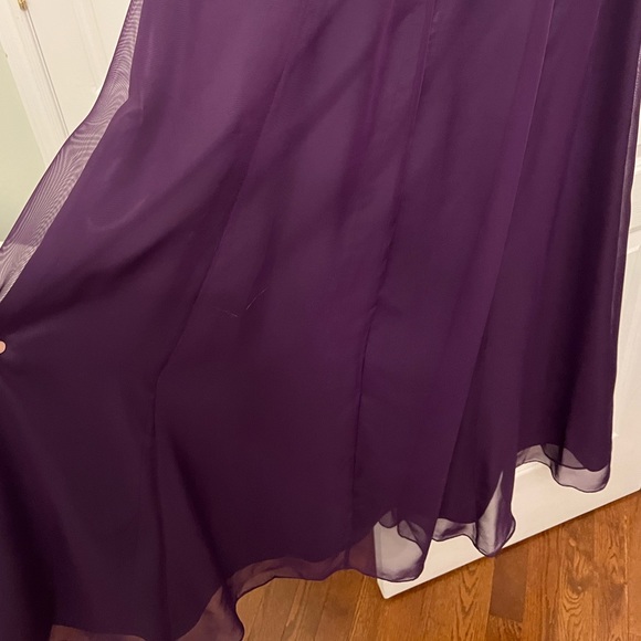 Purple dress - Picture 5 of 10